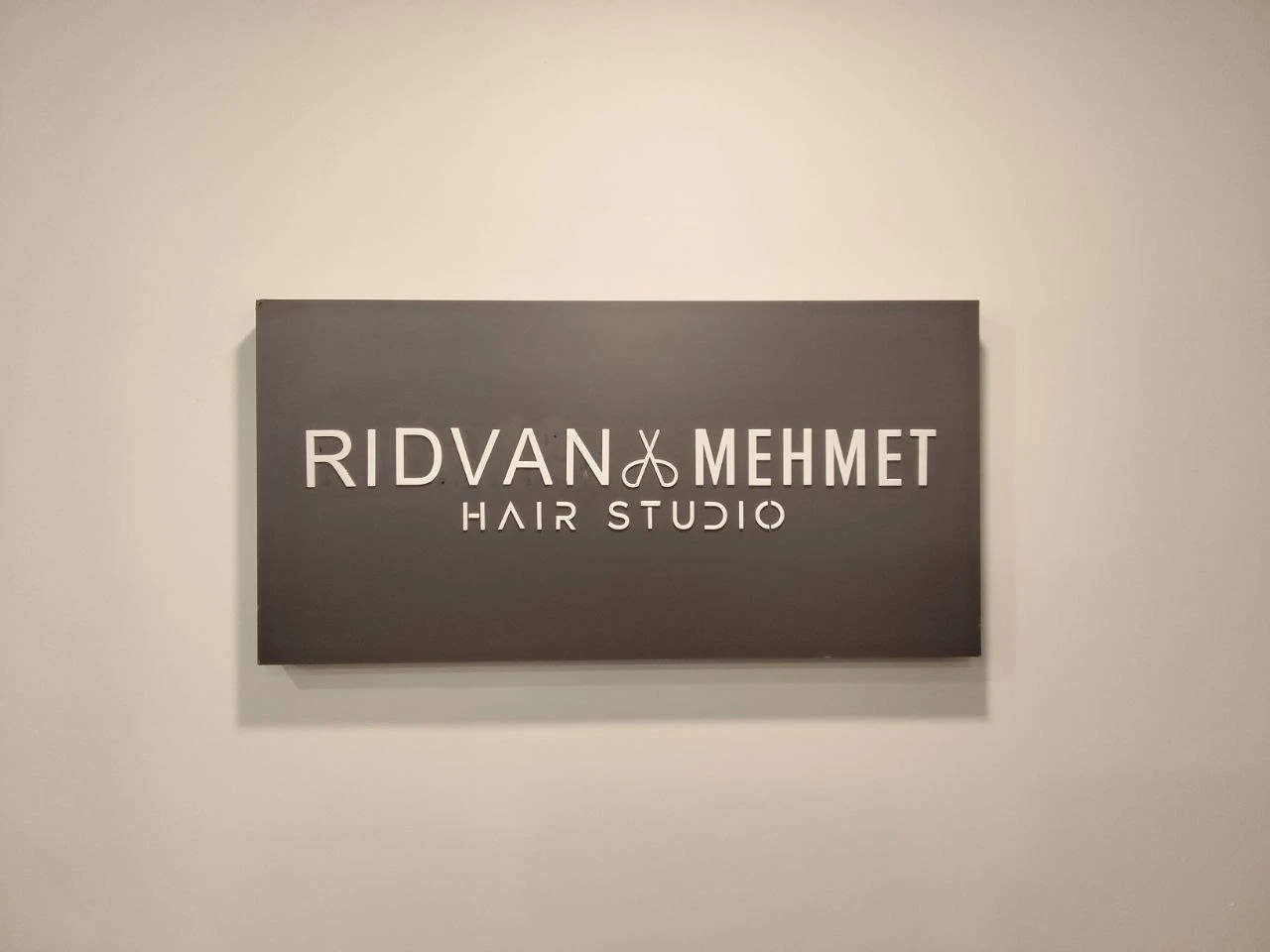Rıdvan Mehmet Hair Studio